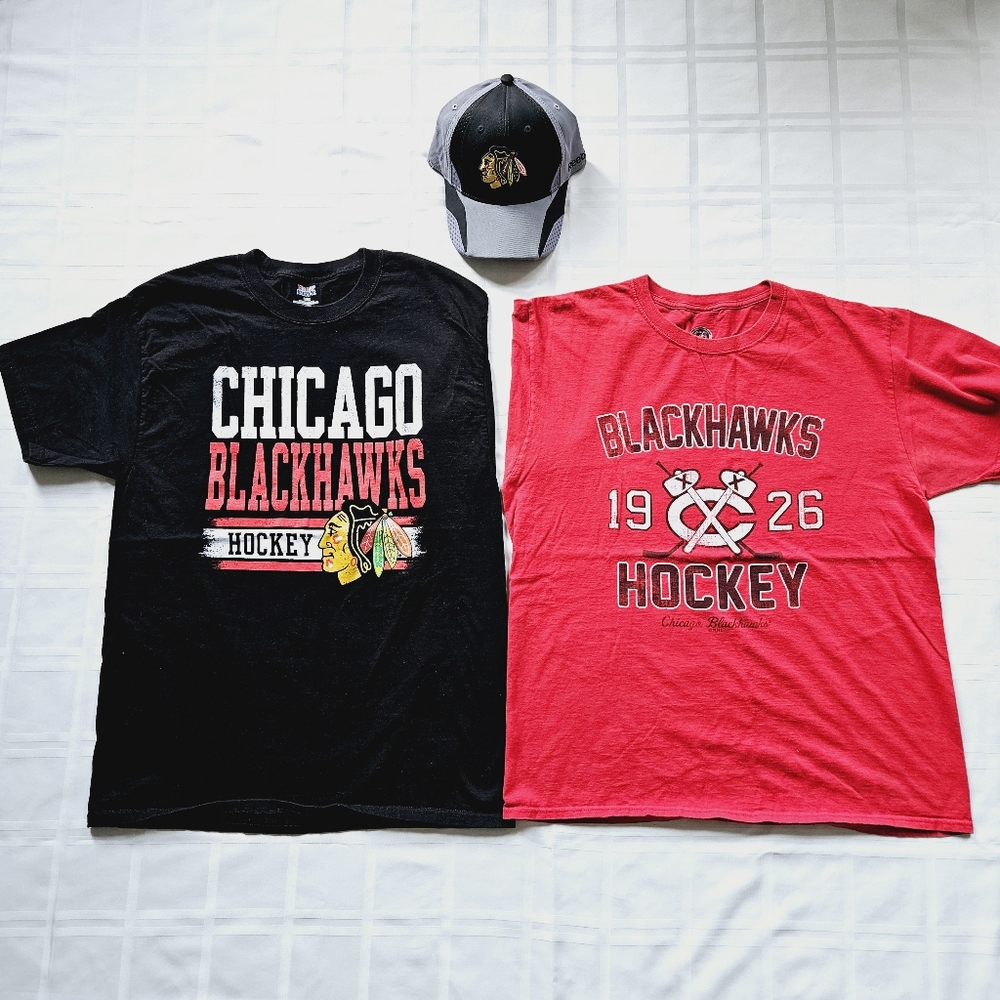 Men's 3 piece CHICAGO BLACKHAWKS bundle.